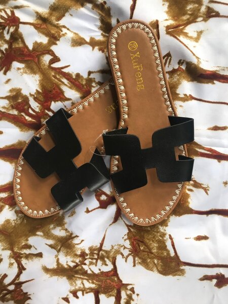 Sandales en cuir élégantes