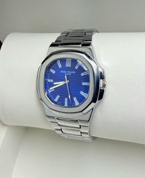 MONTRE ORIGINALE PATEK