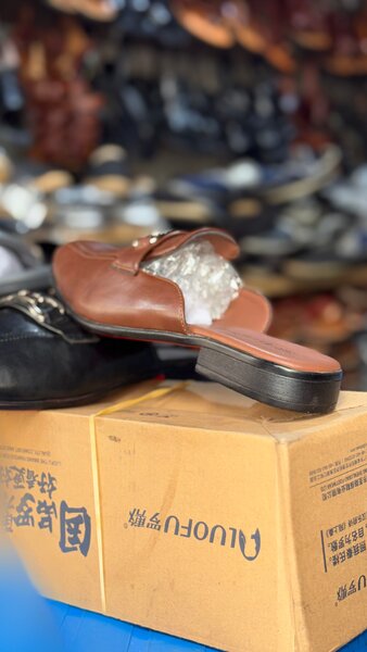 Mules en cuir pour homme élégantes