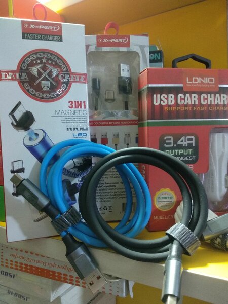 Автозарядки.