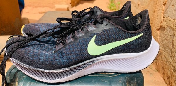 Nike zoom second hand