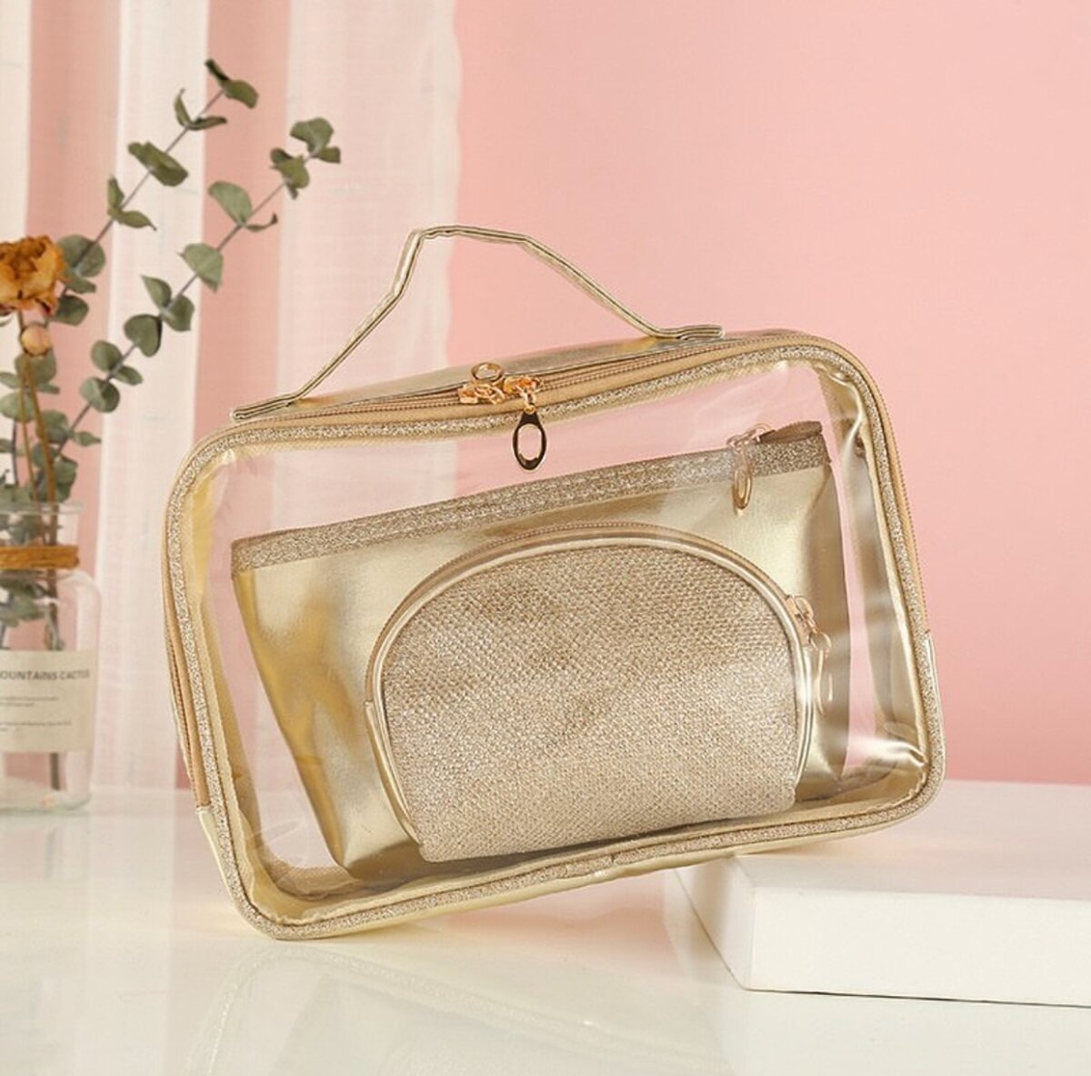 Набор из трёх косметичек