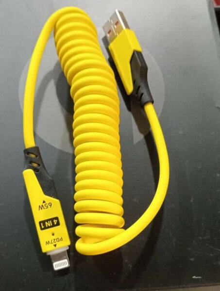 Câbles USB colorés spirales