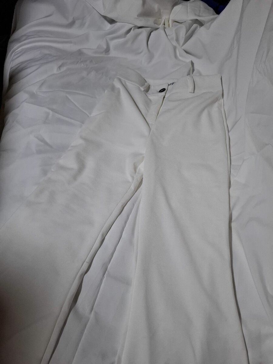 Классические брюки клеш