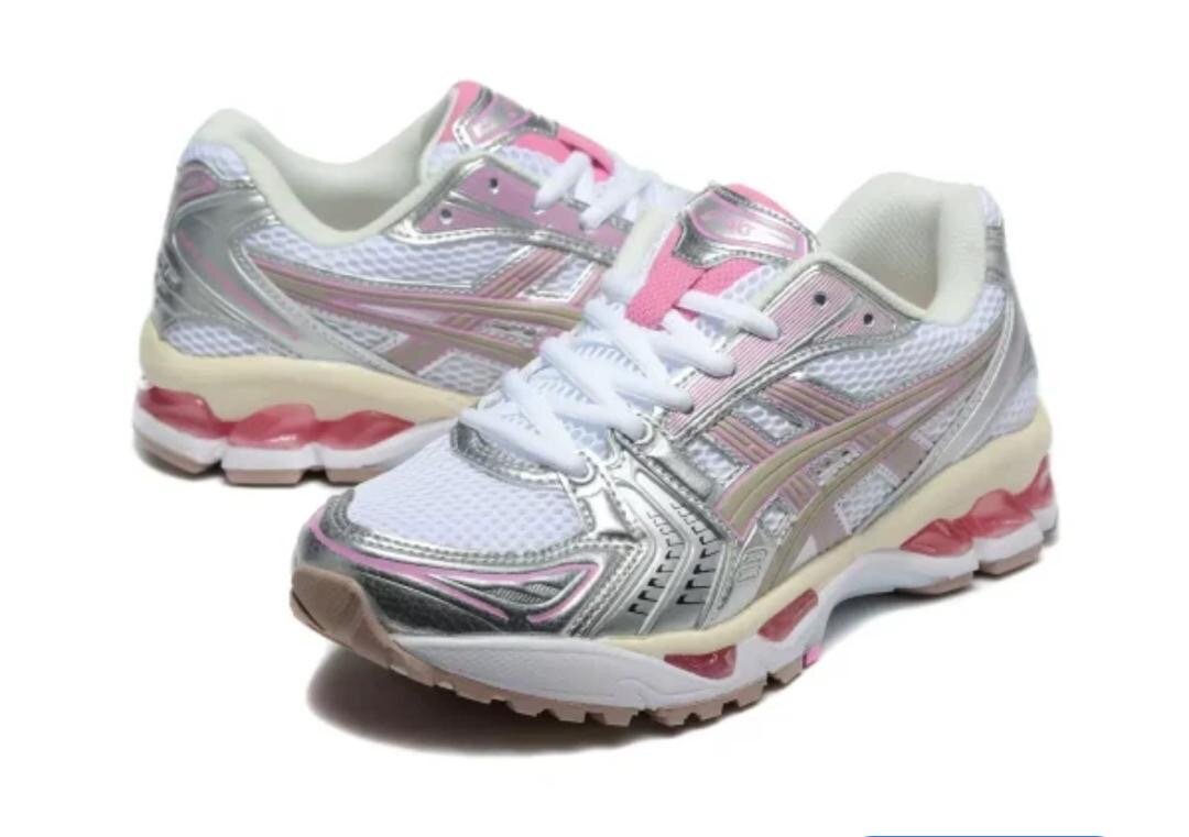 Chaussures de sport Asics argent rose