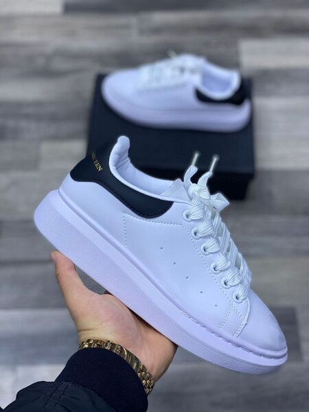 Baskets élégantes en cuir