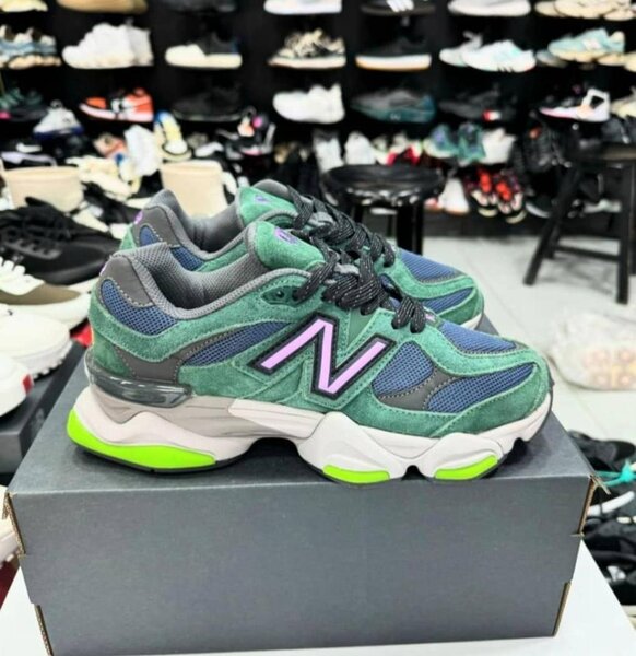 NEW BALANCE 9060