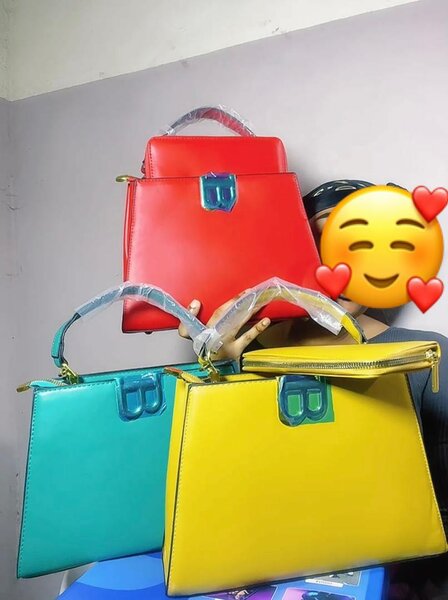 Sac à main coloré tendance