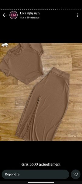 Ensemble T-shirt et Jupe Marron