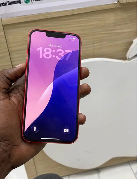 iPhone 13 Rouge Brillant