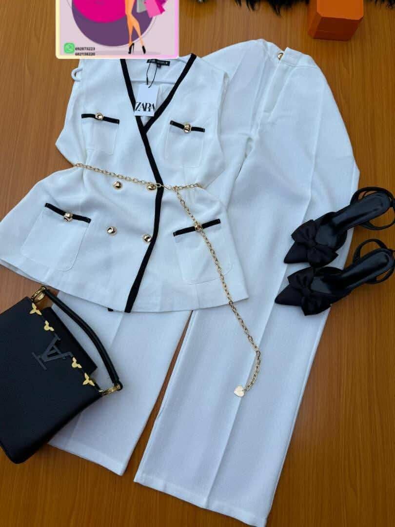 Ensemble tailleur pantalon élégant