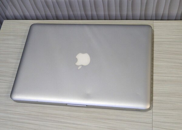 MacBook pro i5 2012
