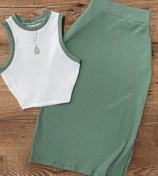 Ensemble Débardeur et Jupe