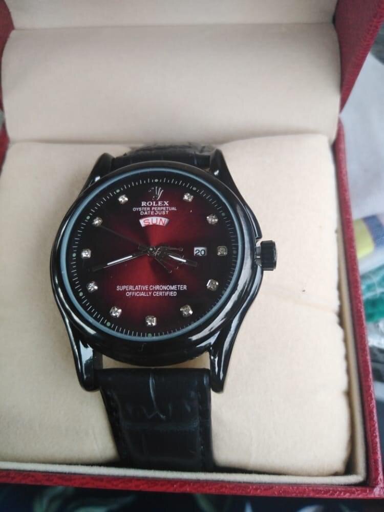 CLASSIC DESIGNER WATCH