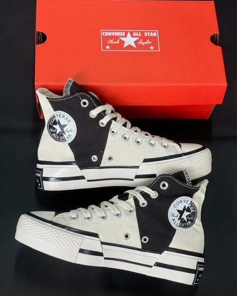Converse Chuck Taylor High Tops