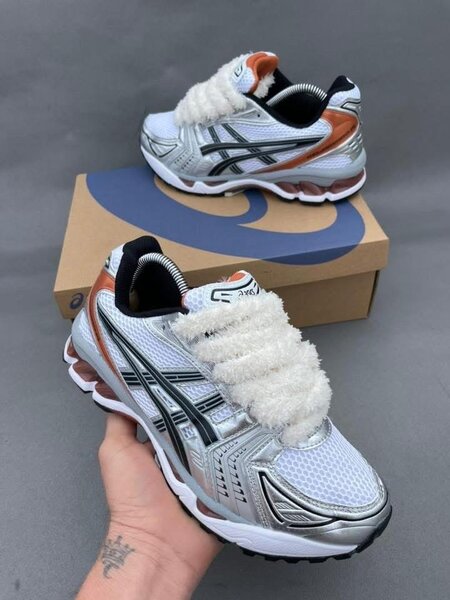 Asics Sneakers Confort Modernes
