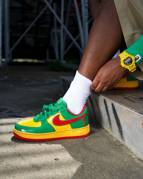 Chaussures colorées tendance