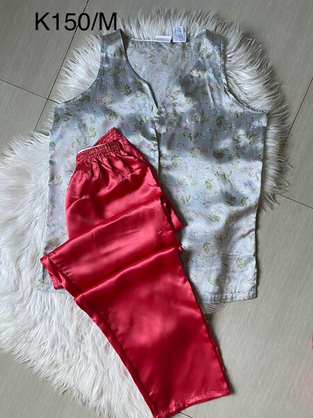 Beautiful and comfortable hot women's lingerie