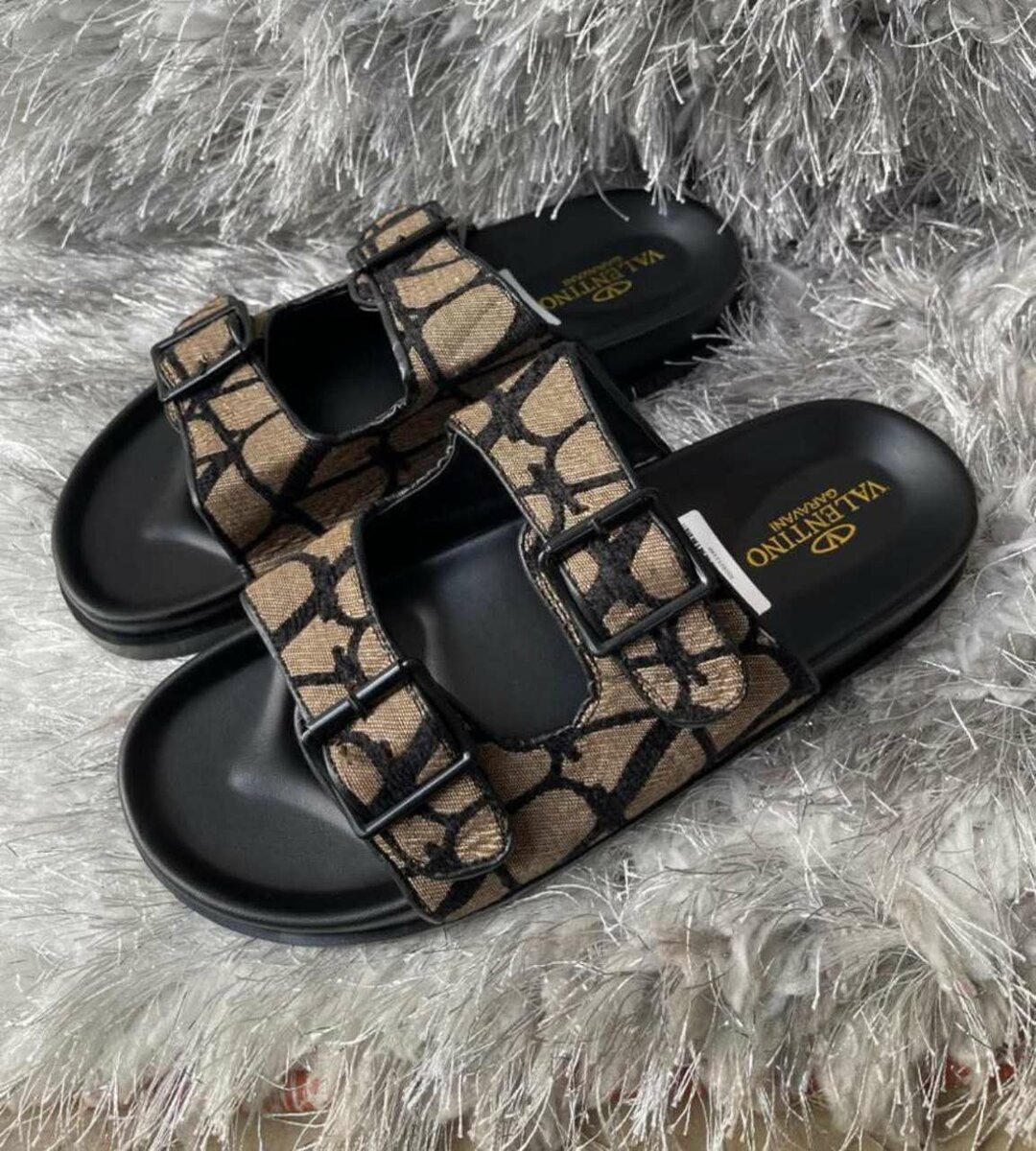 Sandales confortables à deux brides