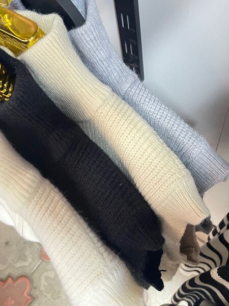 Вязанные жилетки