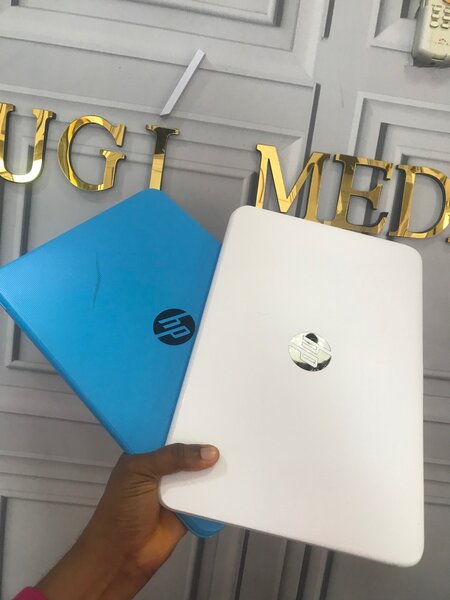 Hp Stream 14 intel Celeron 32/4gb