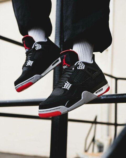 JORDAN RÉTRO 4