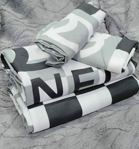 100% cotton sheets with print. Double size 