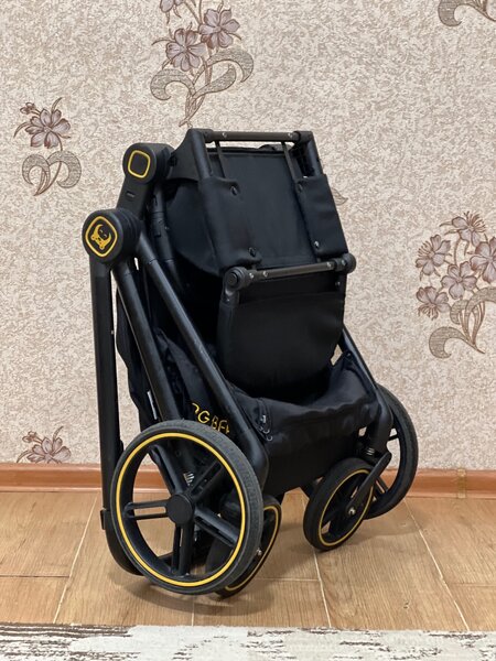 Коляска iningBaby, прогулочная