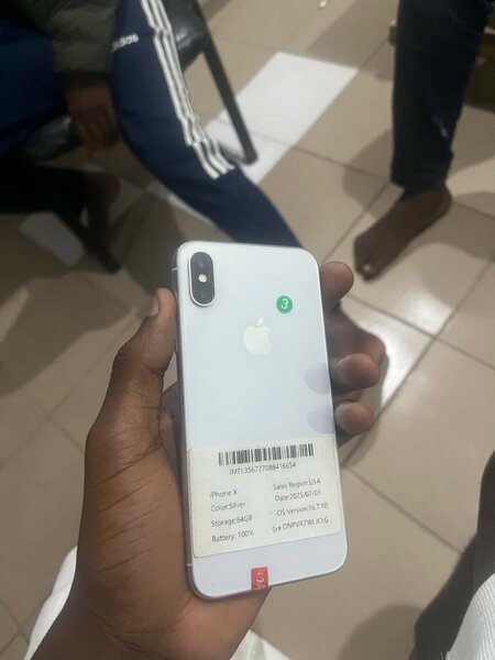Apple iPhone X 64GB Gris