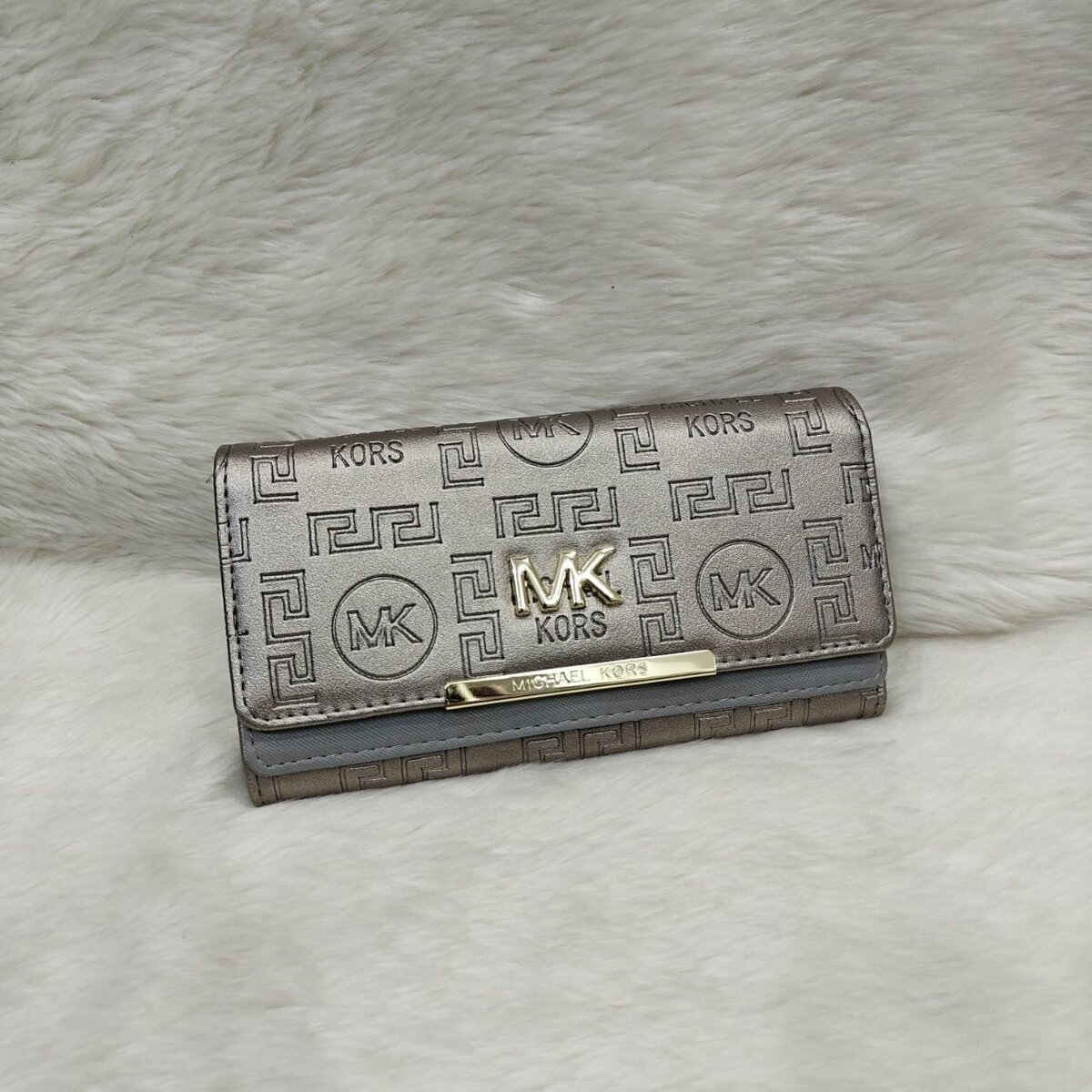 MK WOMAN WALLET