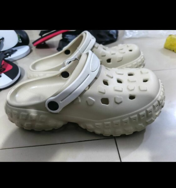 Chaussures Crocs en caoutchouc confortables