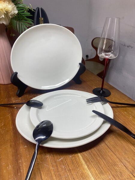 Service à dîner élégant