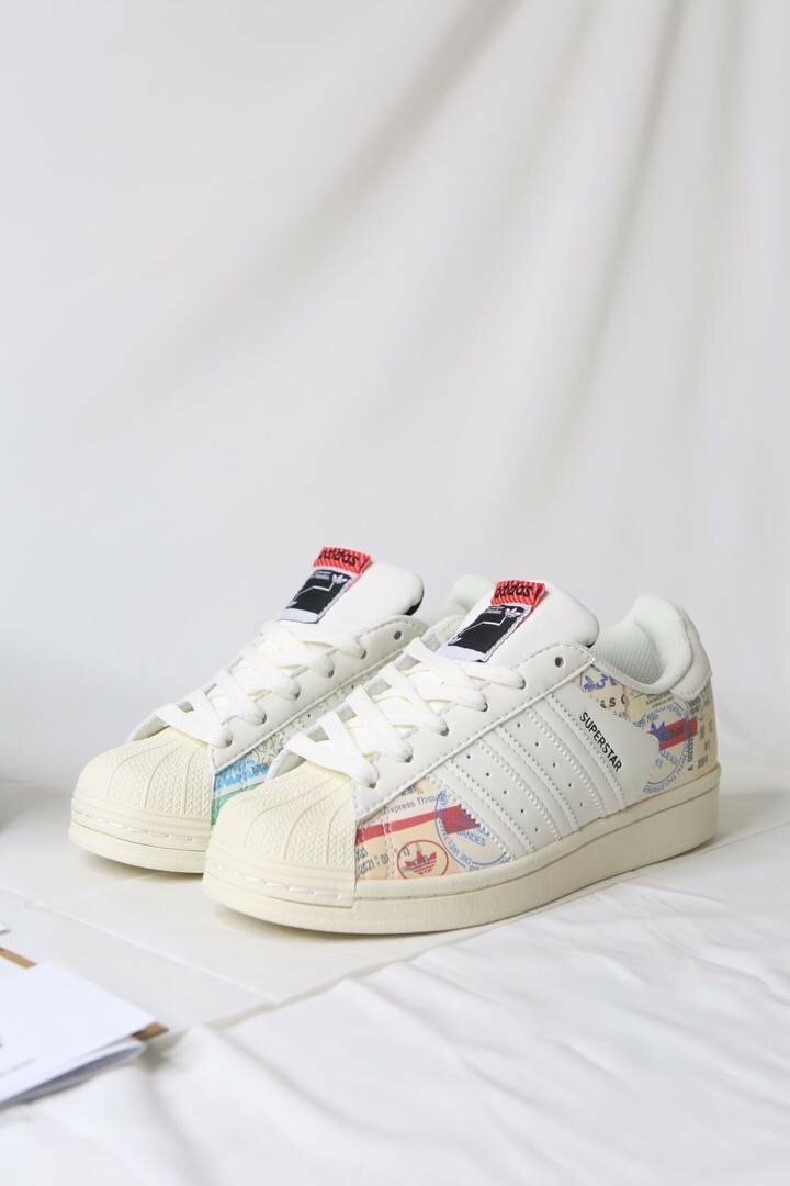 Baskets Adidas Superstars