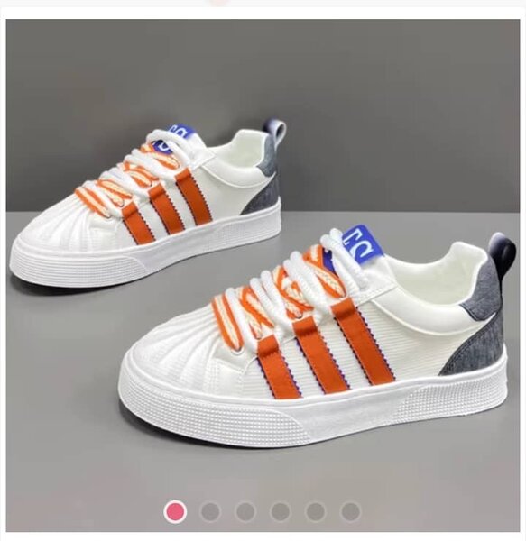 Baskets basses à rayures