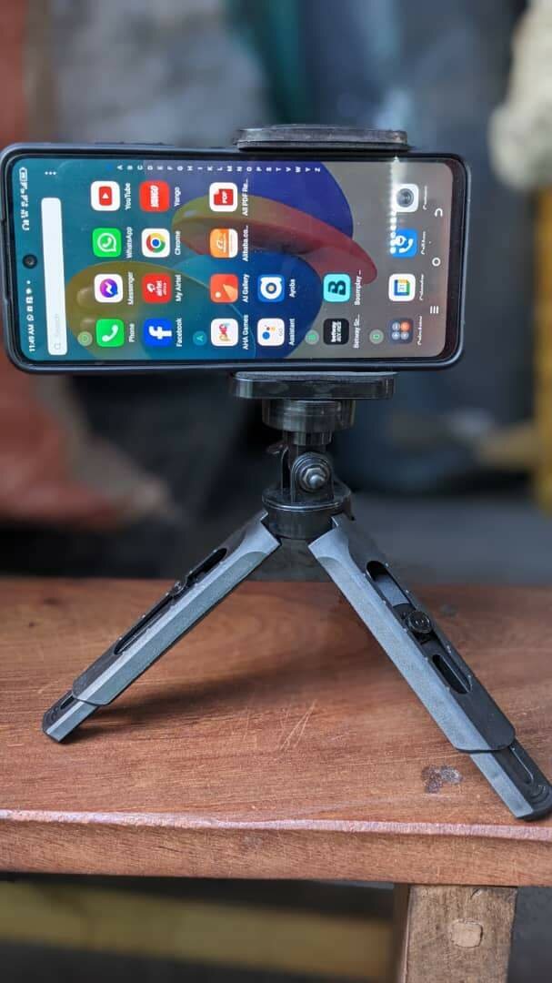 Phone tripod stands