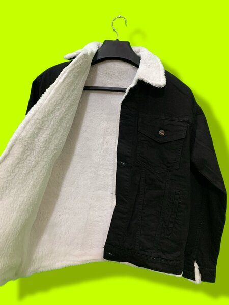 Black Denim Jacket With Full Furr