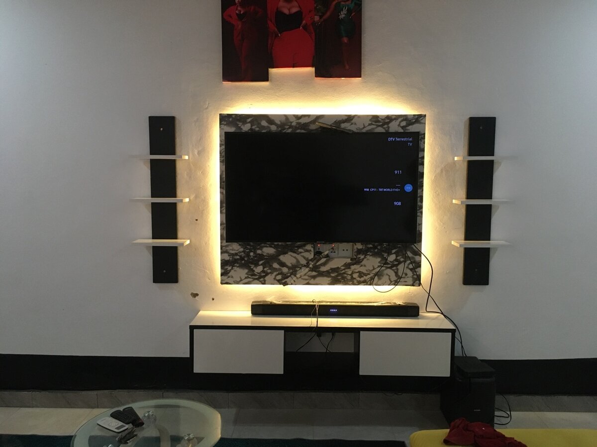 Tv unit
