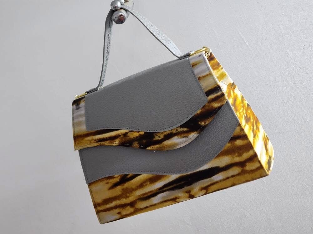 Sac à main élégant en cuir