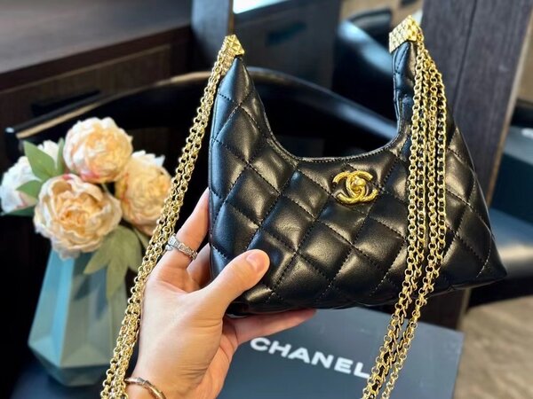 Женская сумка chanel