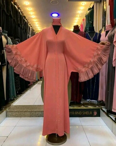 Abaya rose femme chic moderne