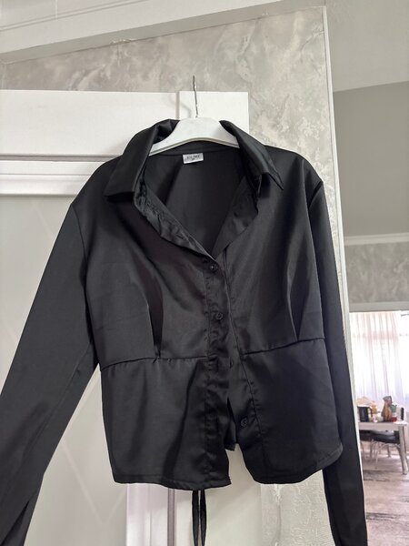 Атласная рубашка