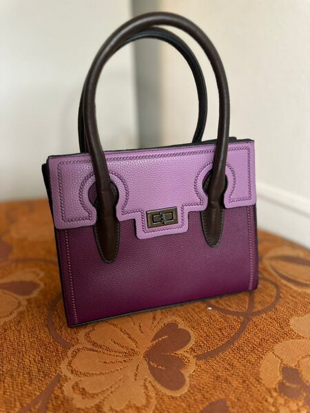 Sac à main élégant en cuir