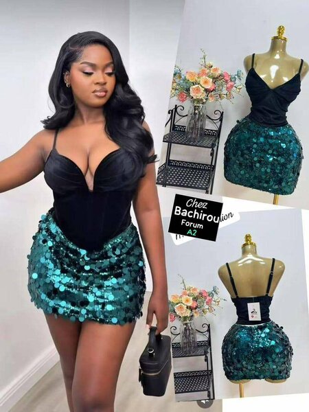 Robe à paillettes noire et verte