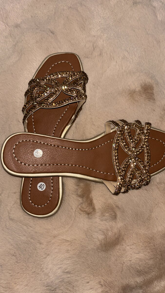 Sandales en perles élégantes