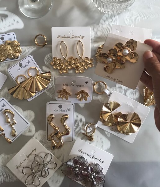 Boucles d'Oreilles Modernes Dorées