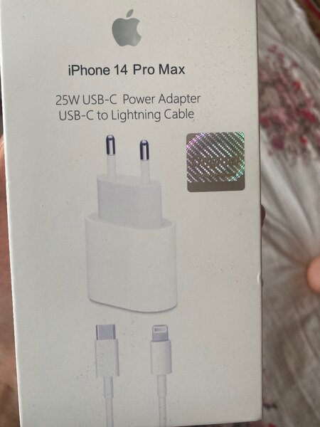 зарядка для айфона