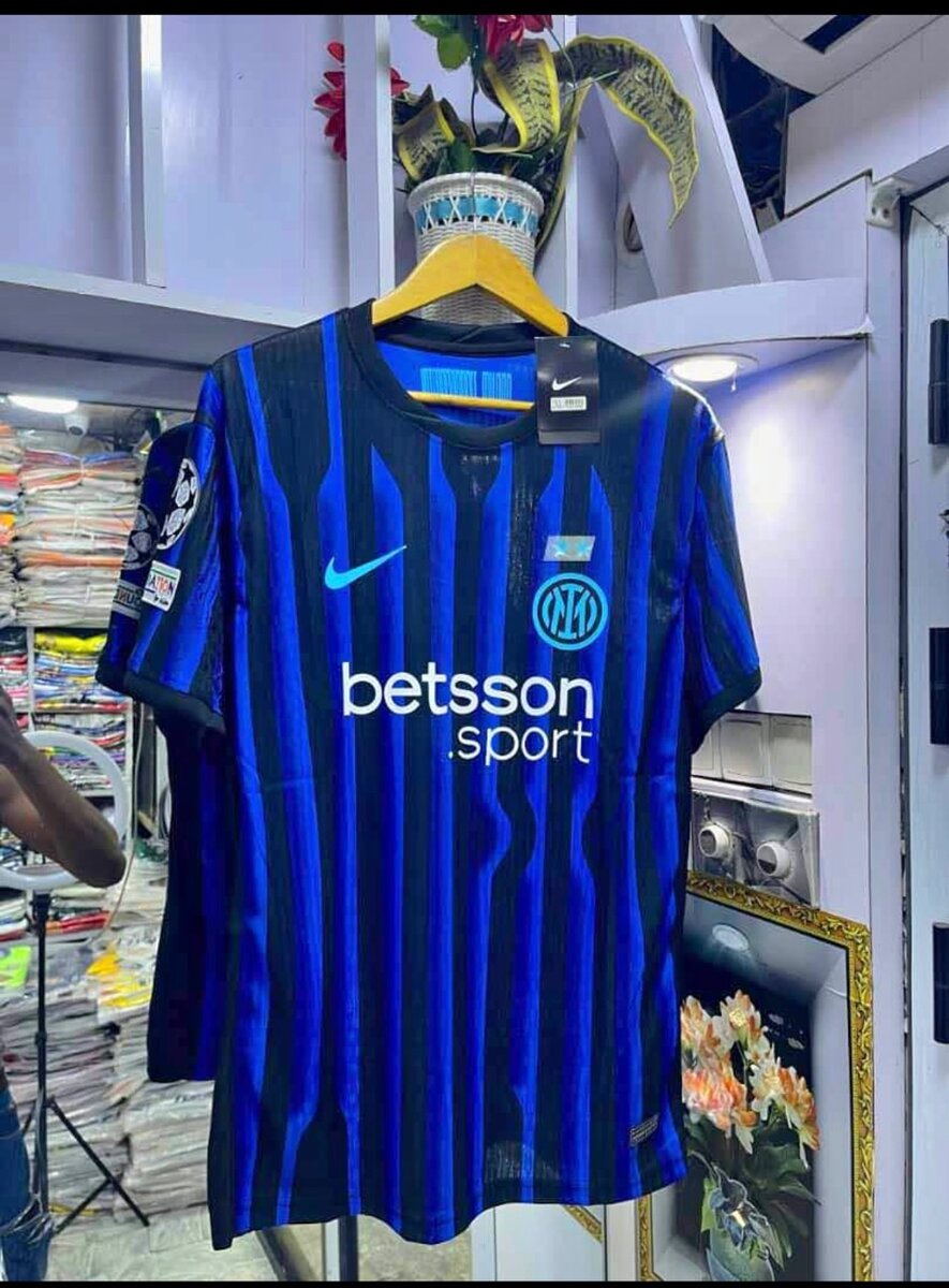 Maillots de football Adidas