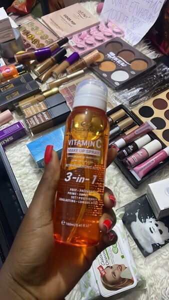 Spray Fixateur 3-en-1 Vitamin C