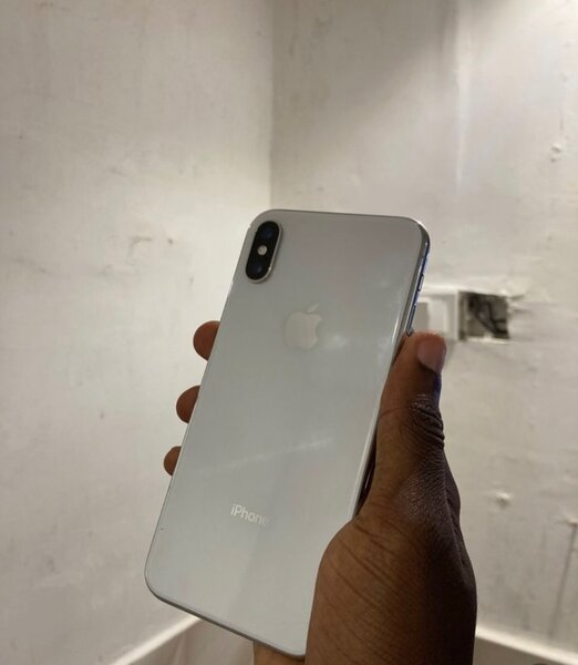 iPhone X