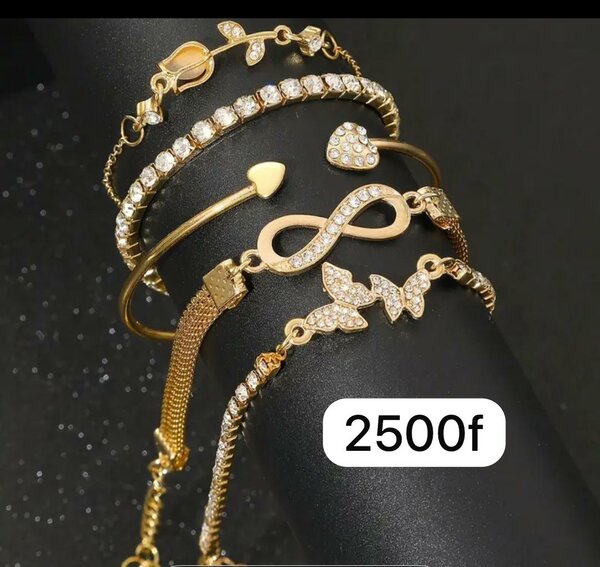 Bracelets élégants en or